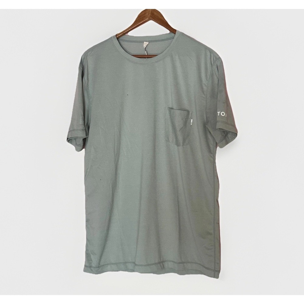 Vuori Peloton Pocket Tee Green Performance Shirt Short Sleeve Athletic Men's L